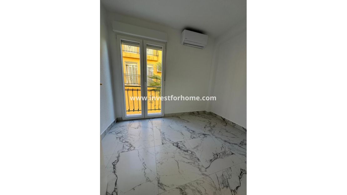 Reventa - Apartamento - Torrevieja - La Veleta