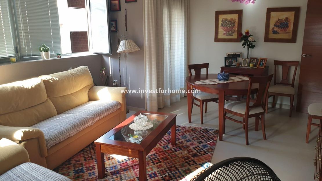 Reventa - Apartamento - Torrevieja - Las Piscinas Naturales