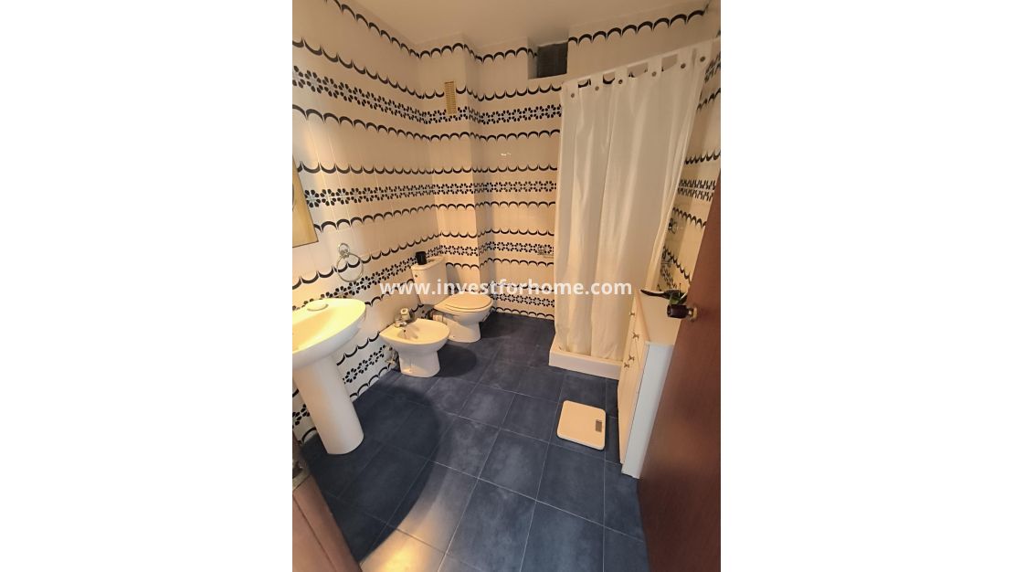Reventa - Apartamento - Torrevieja - Las Piscinas Naturales