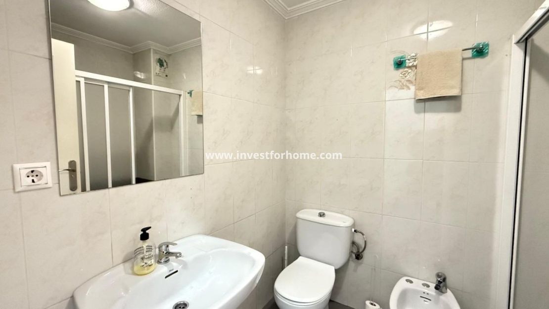 Reventa - Apartamento - Torrevieja - Las Piscinas Naturales