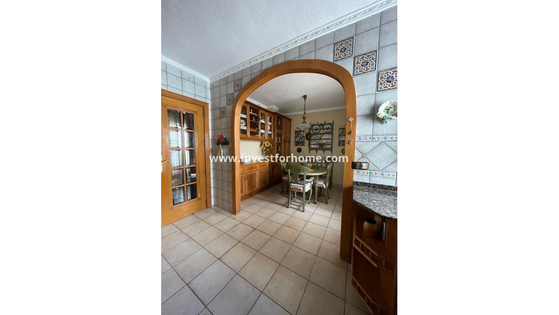 Reventa - Apartamento - Torrevieja - Las Piscinas Naturales