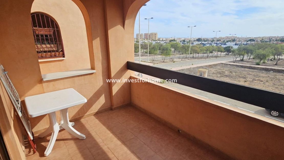 Reventa - Apartamento - Torrevieja - Nueva Torrevieja - Aguas Nuevas