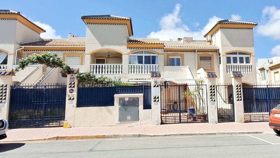 Reventa - Apartamento - Torrevieja - Parque Acuático - Sector 25