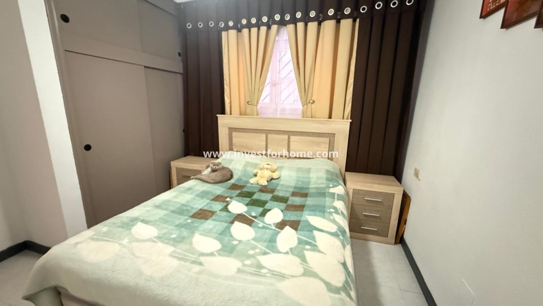 Reventa - Apartamento - Torrevieja - PARQUE DE LAS NACIONES