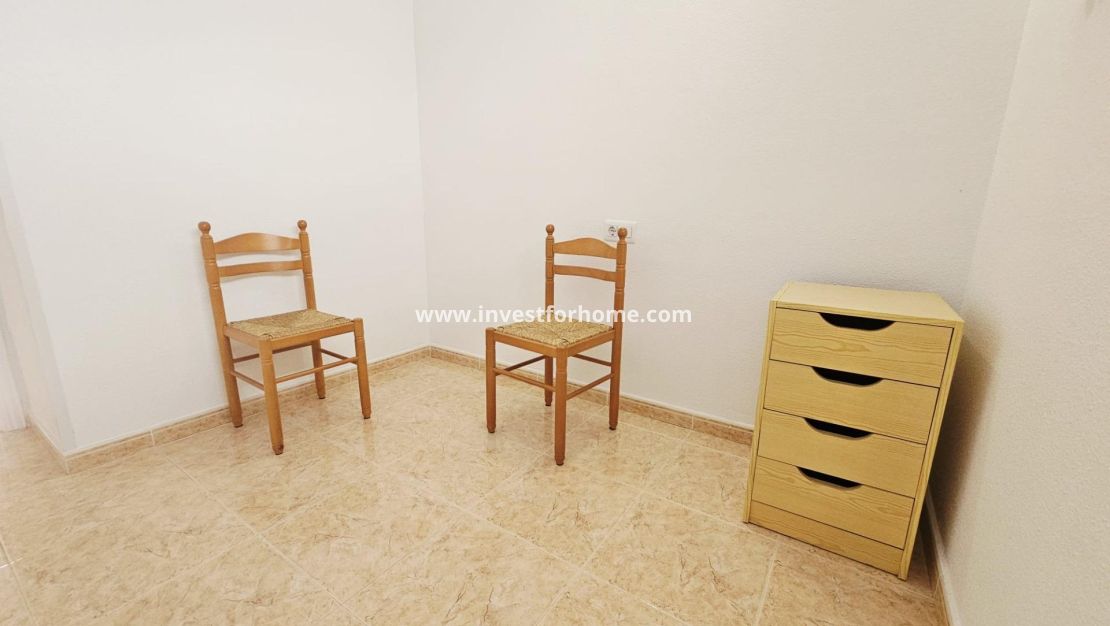 Reventa - Apartamento - Torrevieja - PARQUE DE LAS NACIONES