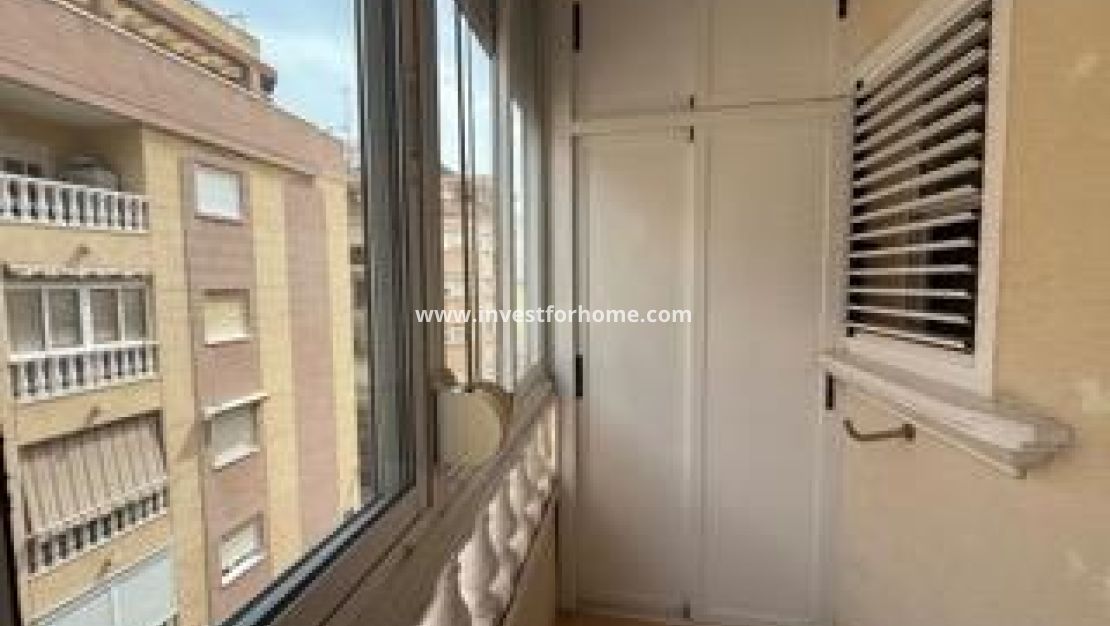 Reventa - Apartamento - Torrevieja - Parque Las Naciones