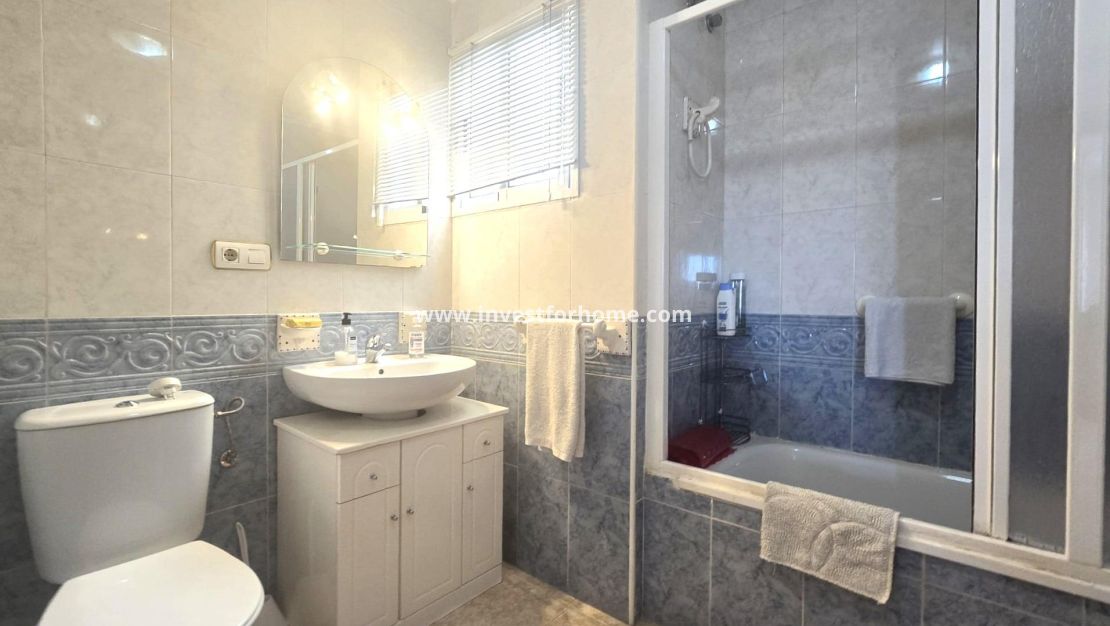 Reventa - Apartamento - Torrevieja - Parque Las Naciones