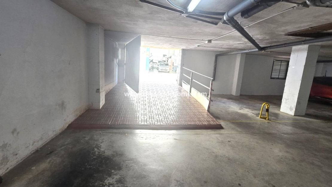Reventa - Apartamento - Torrevieja - Parque Las Naciones