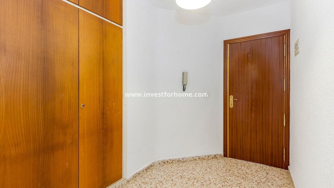 Reventa - Apartamento - Torrevieja - Playa de los Locos