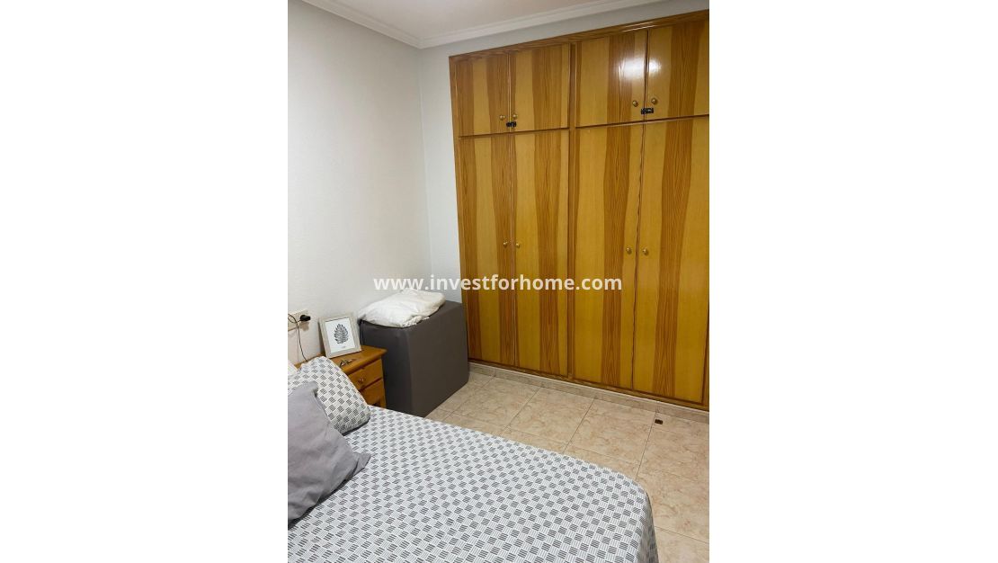 Reventa - Apartamento - Torrevieja - Playa de los Locos