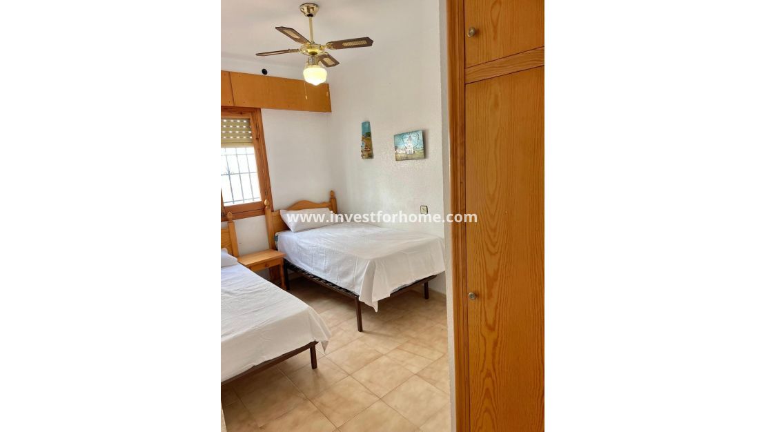 Reventa - Apartamento - Torrevieja - Playa de los Locos