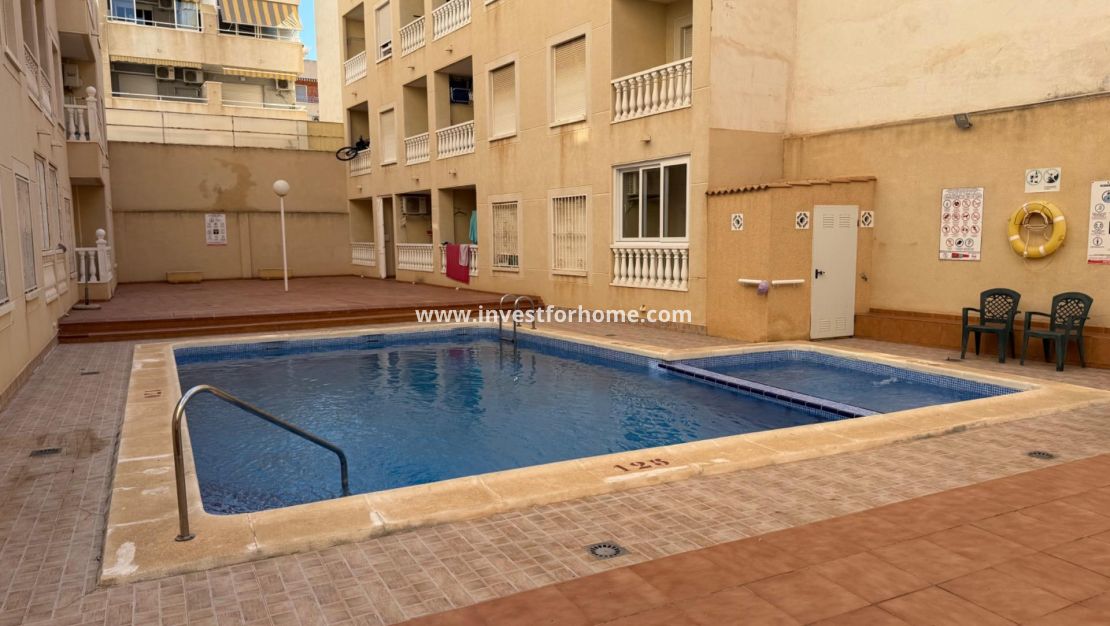 Reventa - Apartamento - Torrevieja - Playa de los Locos