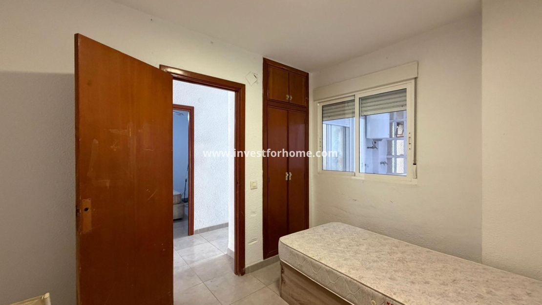 Reventa - Apartamento - Torrevieja - Playa de los Locos