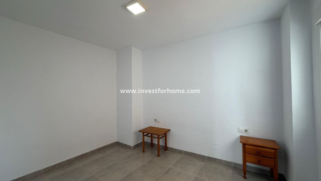 Reventa - Apartamento - Torrevieja - Playa de los Locos