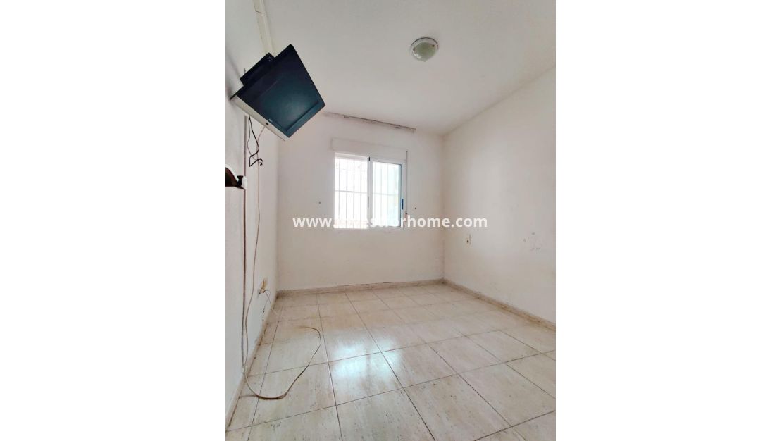 Reventa - Apartamento - Torrevieja - Playa de los Locos