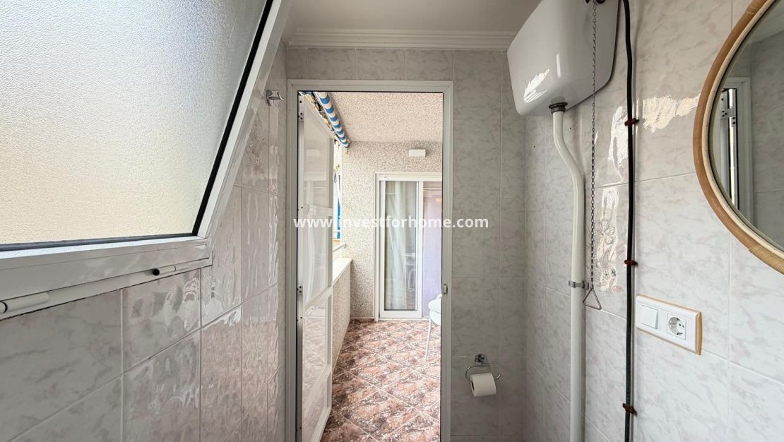 Reventa - Apartamento - Torrevieja - Playa de los Locos