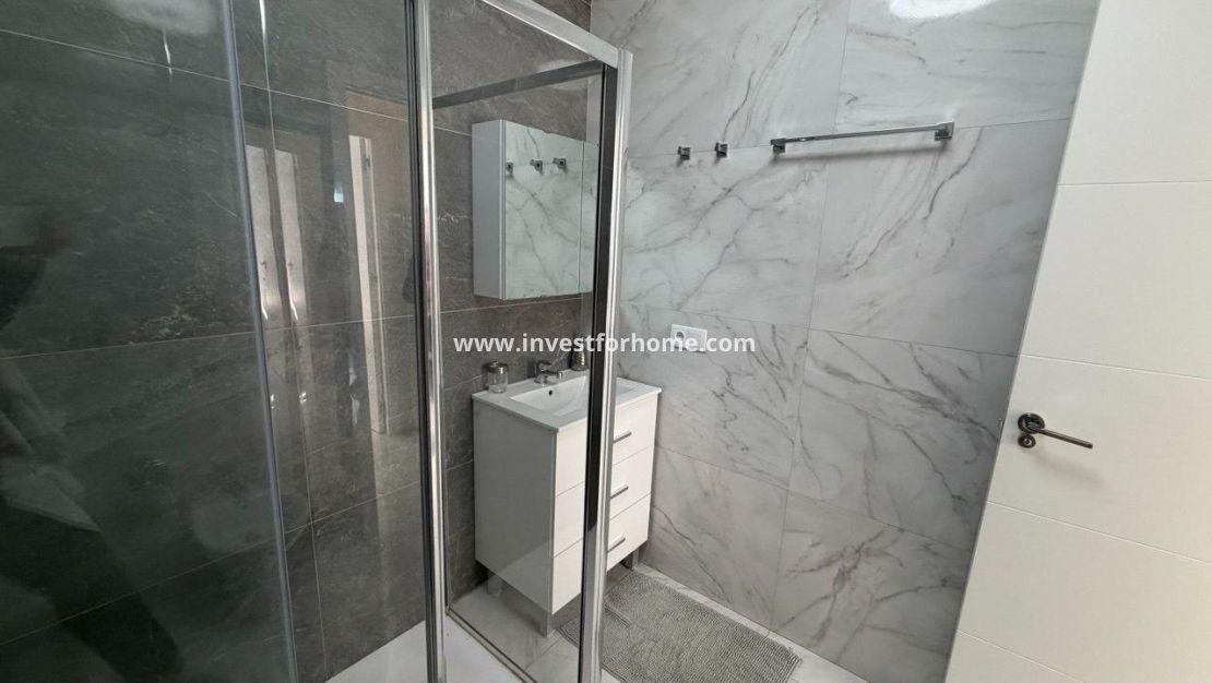 Reventa - Apartamento - Torrevieja - Playa de los Locos