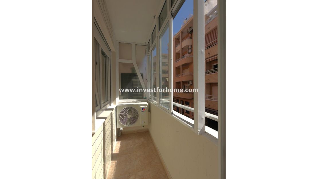 Reventa - Apartamento - Torrevieja - Playa de los Locos