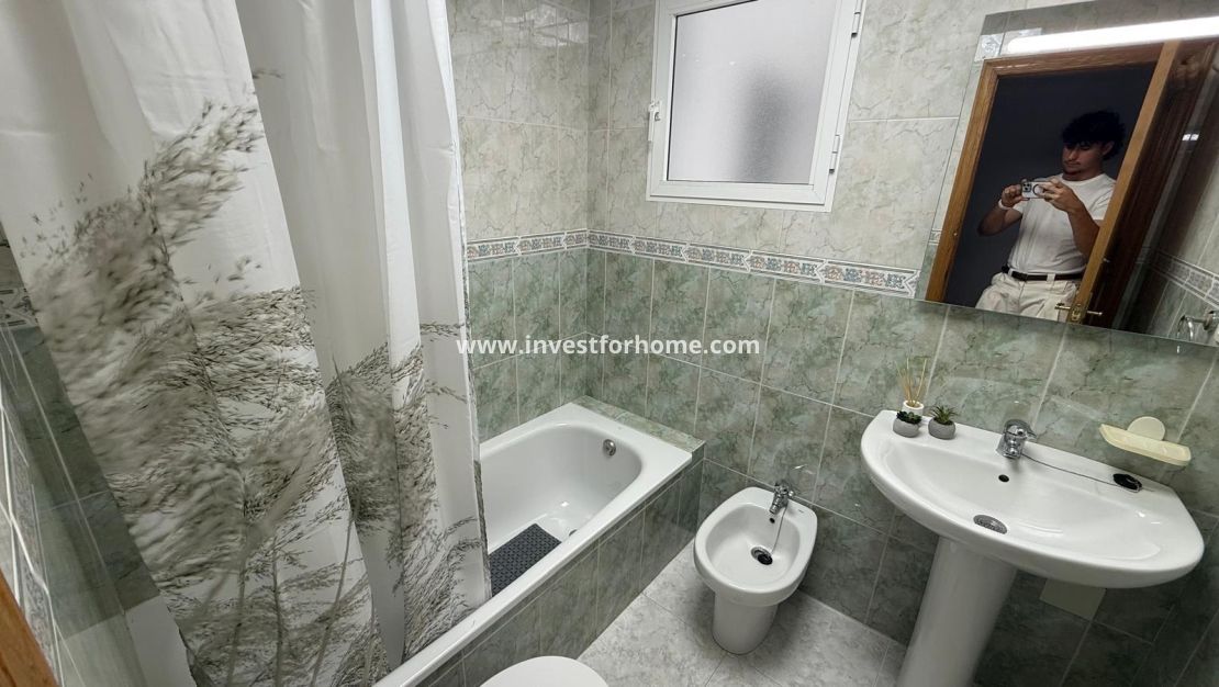 Reventa - Apartamento - Torrevieja - Playa de los Locos