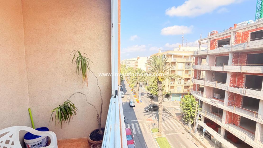 Reventa - Apartamento - Torrevieja - Playa de los Locos