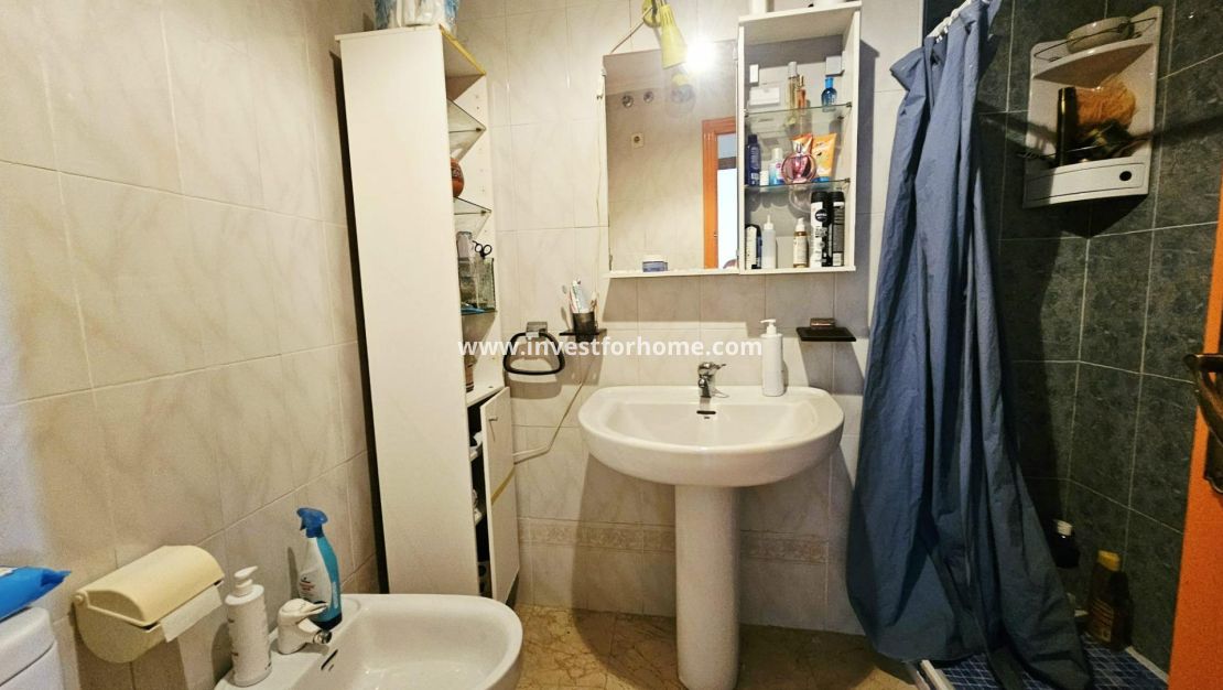 Reventa - Apartamento - Torrevieja - Playa de los Locos