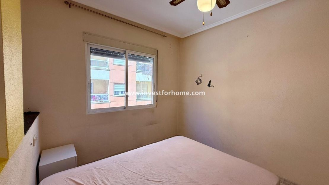 Reventa - Apartamento - Torrevieja - Playa de los Locos