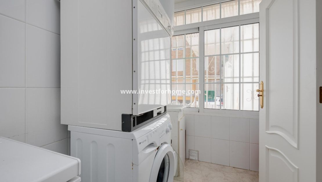 Reventa - Apartamento - Torrevieja - Playa del Acequión