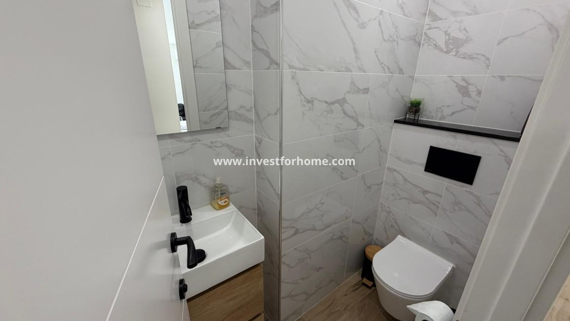 Reventa - Apartamento - Torrevieja - Playa del Acequión