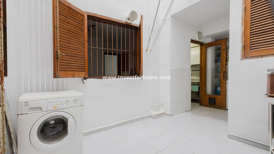 Reventa - Apartamento - Torrevieja - Playa del Acequión