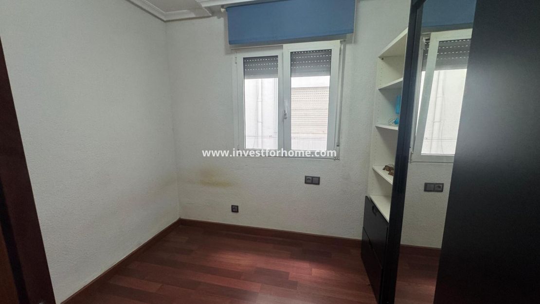 Reventa - Apartamento - Torrevieja - Playa del Acequión