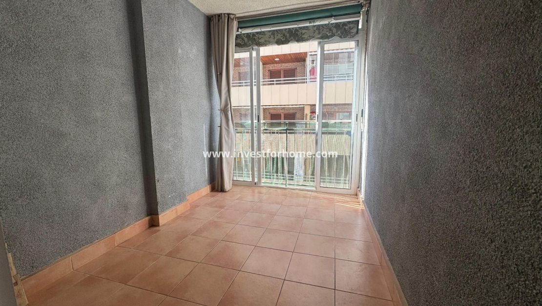 Reventa - Apartamento - Torrevieja - Playa del Acequión