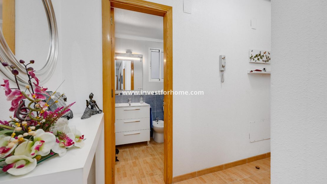 Reventa - Apartamento - Torrevieja - Playa del Acequión