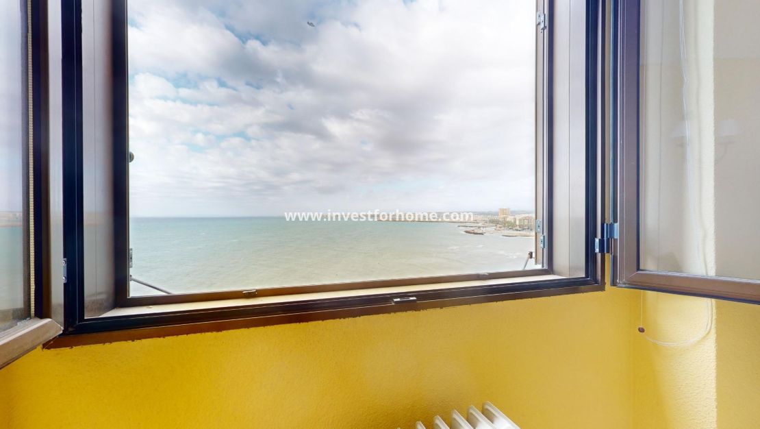 Reventa - Apartamento - Torrevieja - Playa del Cura