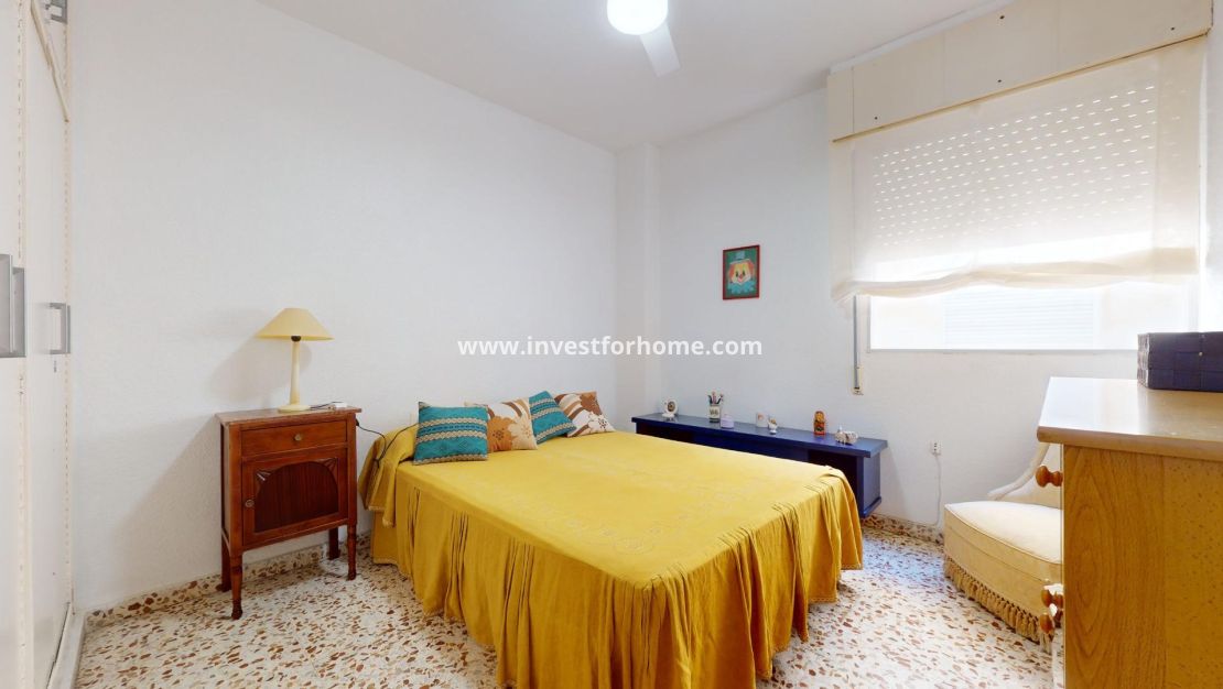 Reventa - Apartamento - Torrevieja - Playa del Cura