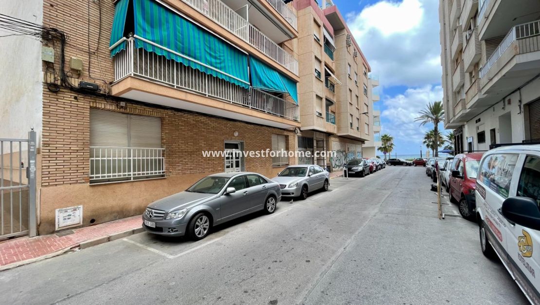 Reventa - Apartamento - Torrevieja - Playa del Cura