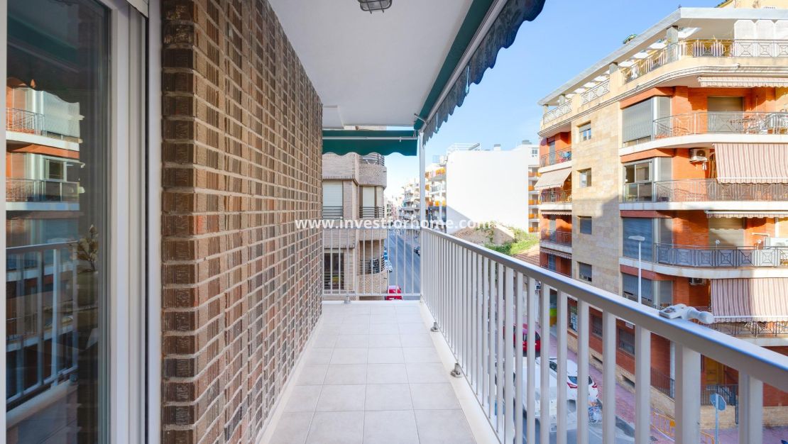 Reventa - Apartamento - Torrevieja - Playa del Cura