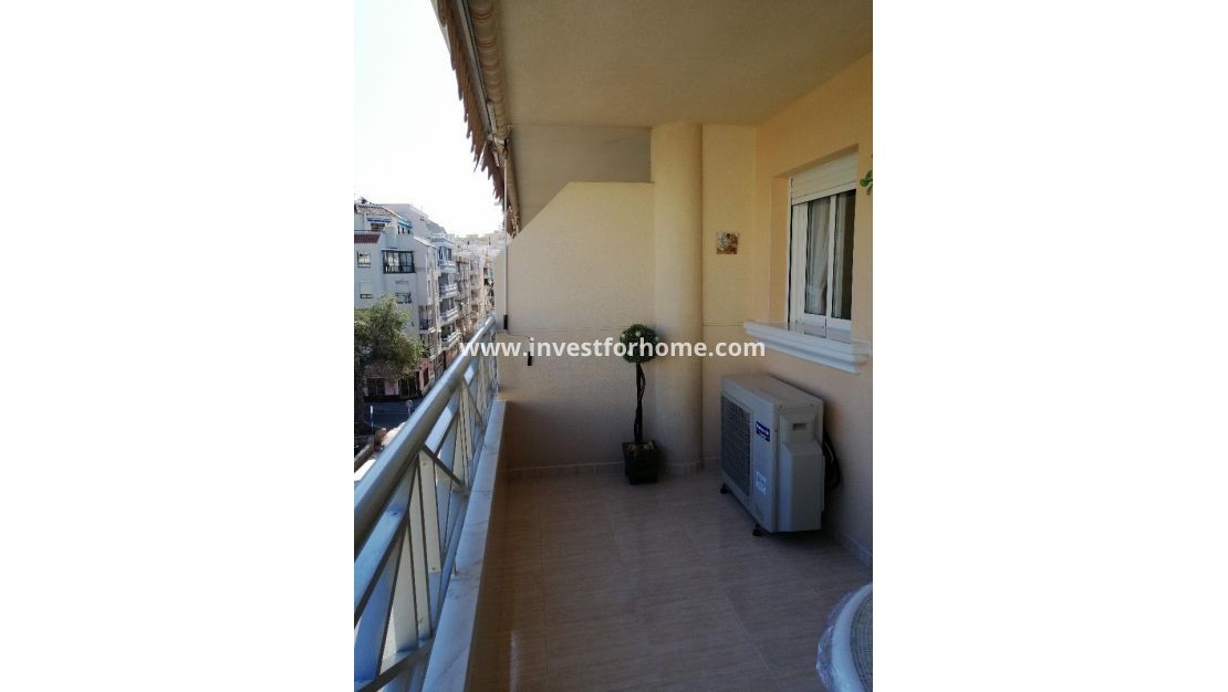 Reventa - Apartamento - Torrevieja - Playa del Cura