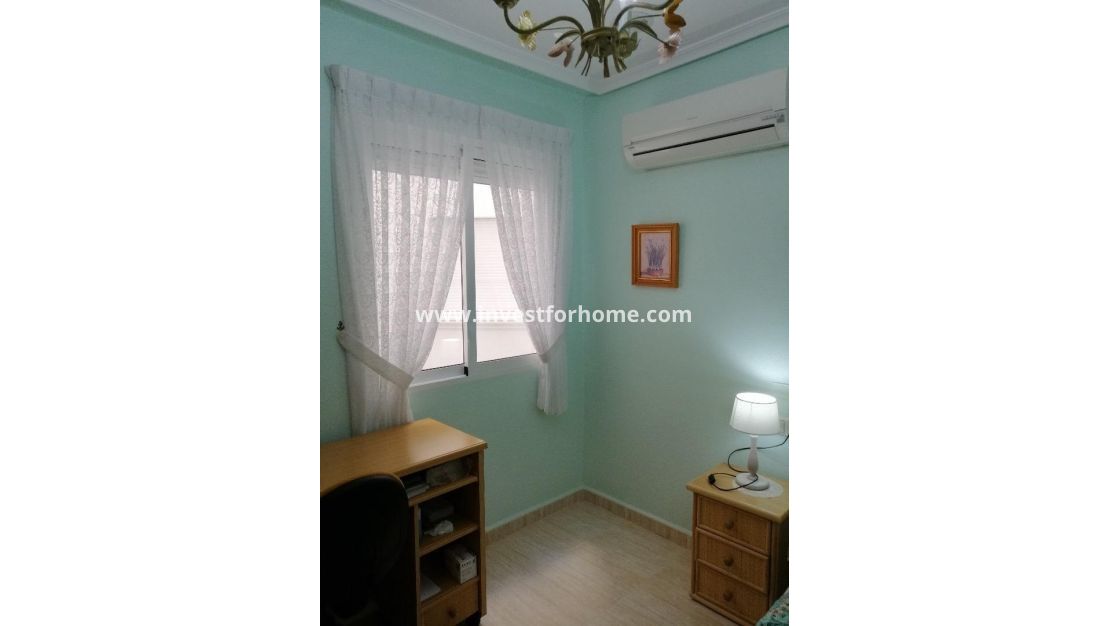 Reventa - Apartamento - Torrevieja - Playa del Cura