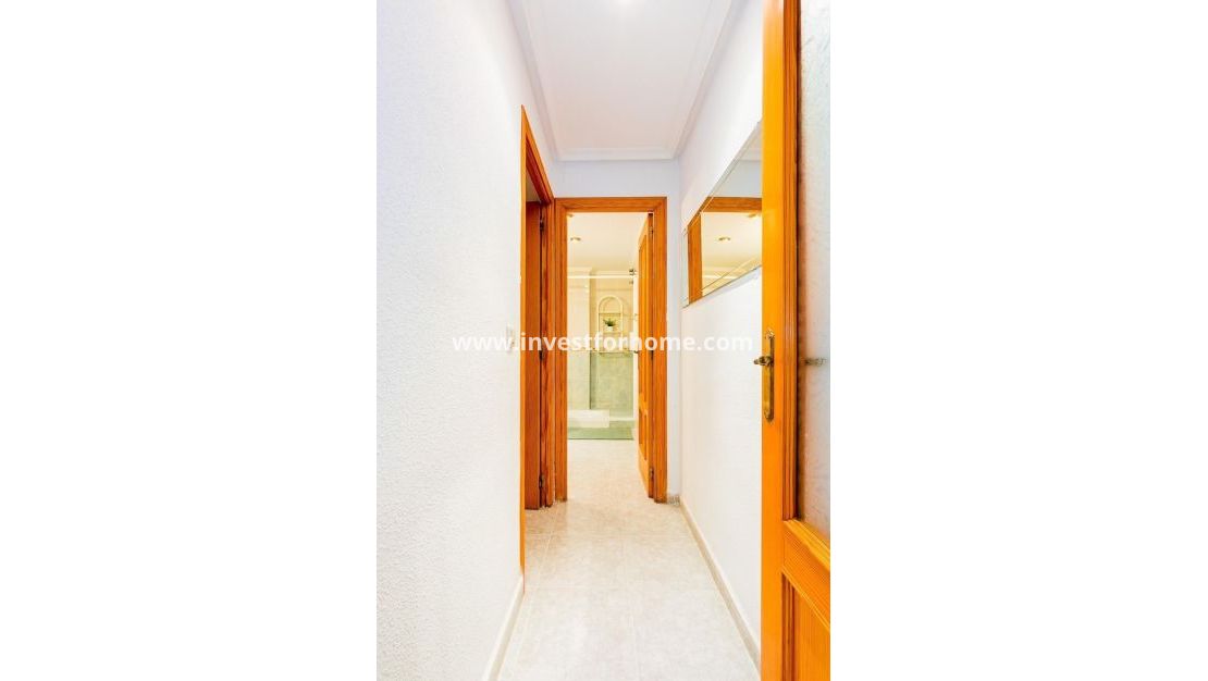 Reventa - Apartamento - Torrevieja - Playa del Cura