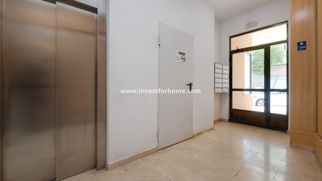 Reventa - Apartamento - Torrevieja - Playa del Cura