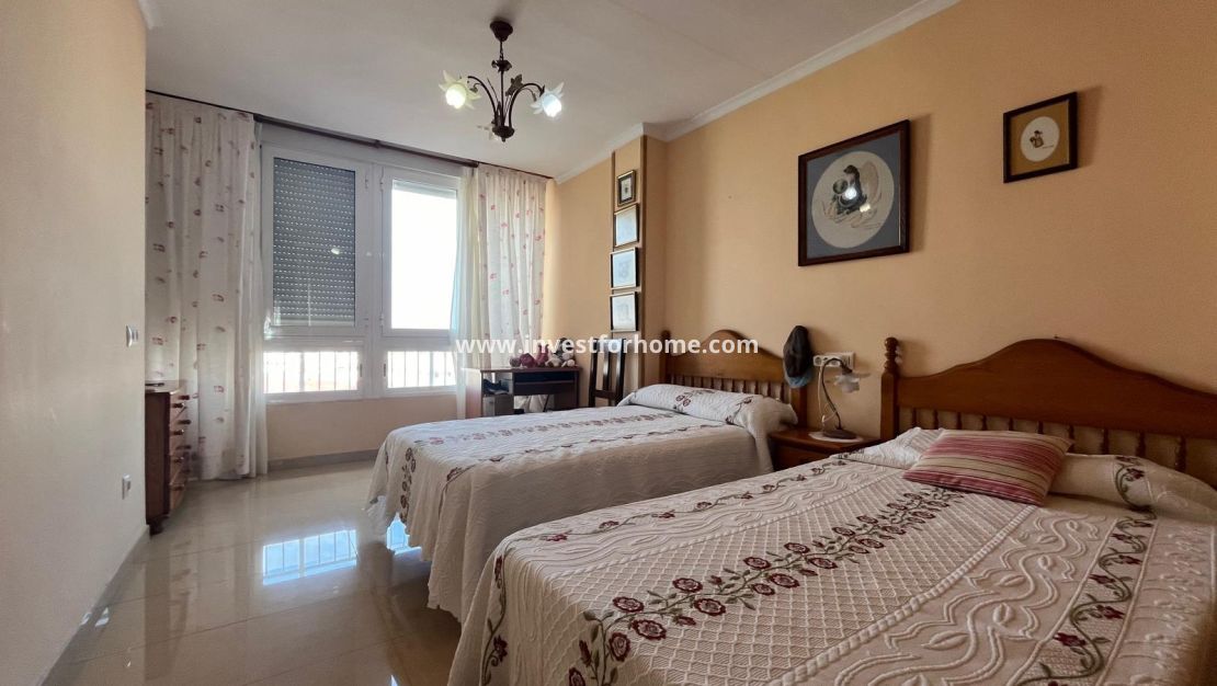 Reventa - Apartamento - Torrevieja - Playa del Cura