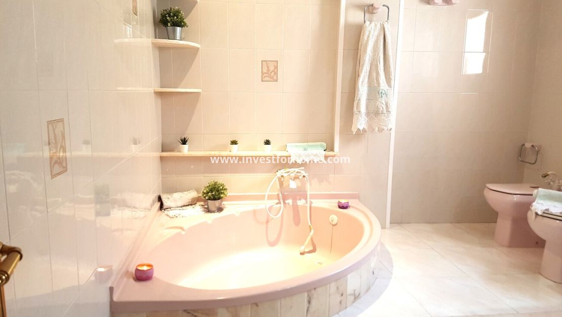 Reventa - Apartamento - Torrevieja - Playa del Cura