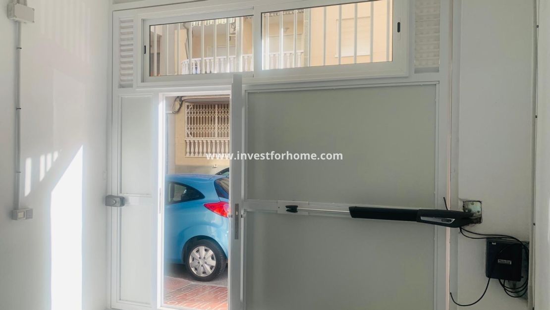 Reventa - Apartamento - Torrevieja - Playa del Cura