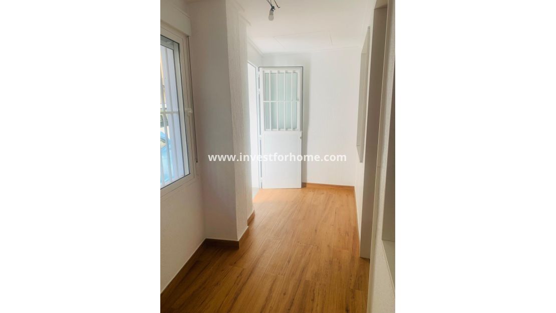 Reventa - Apartamento - Torrevieja - Playa del Cura