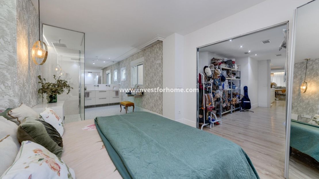 Reventa - Apartamento - Torrevieja - Playa del Cura