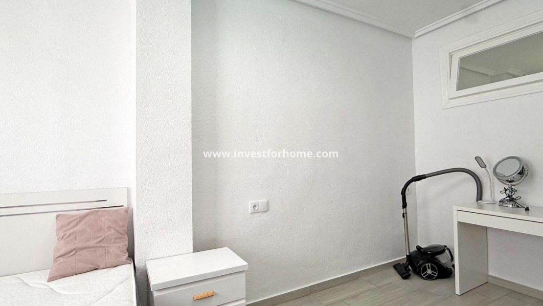 Reventa - Apartamento - Torrevieja - Playa del Cura