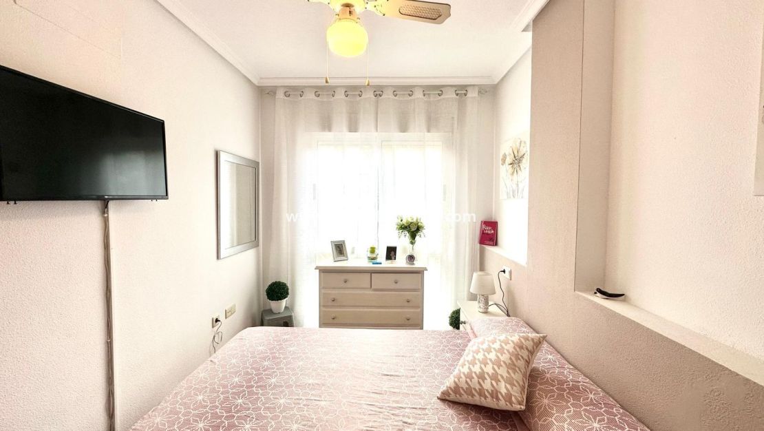 Reventa - Apartamento - Torrevieja - Playa del Cura