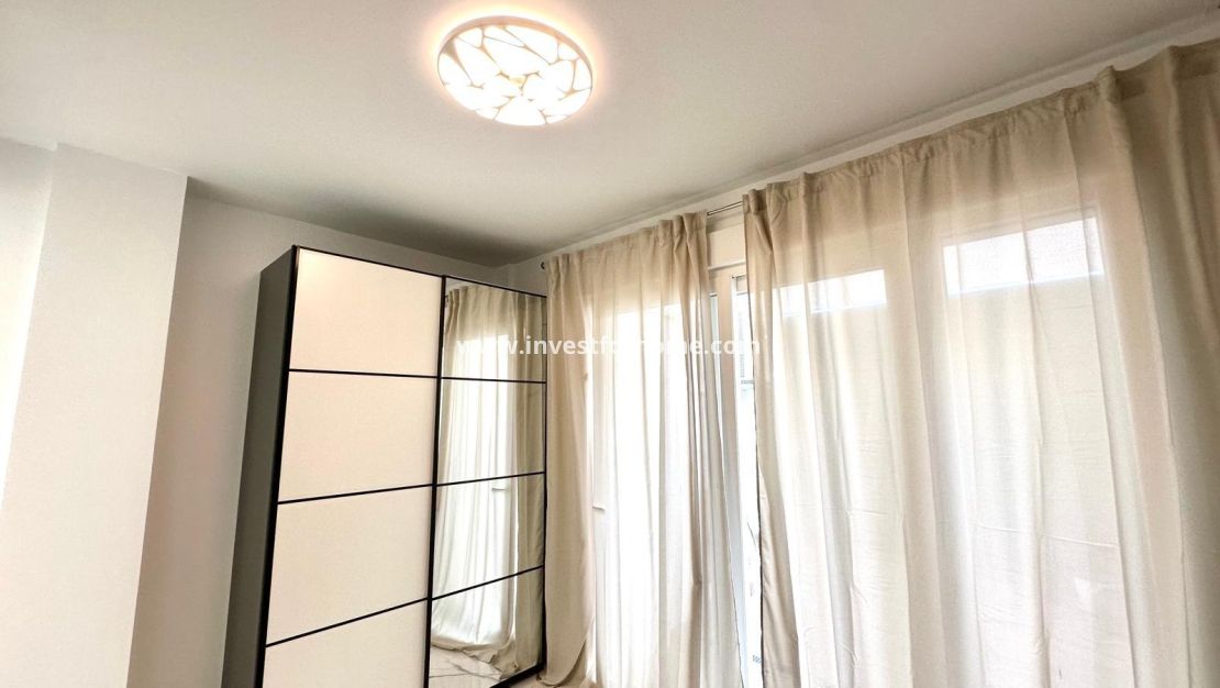 Reventa - Apartamento - Torrevieja - Playa del Cura