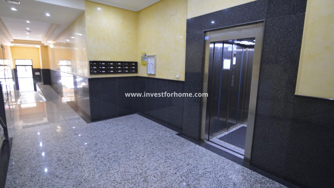 Reventa - Apartamento - Torrevieja - Playa del Cura