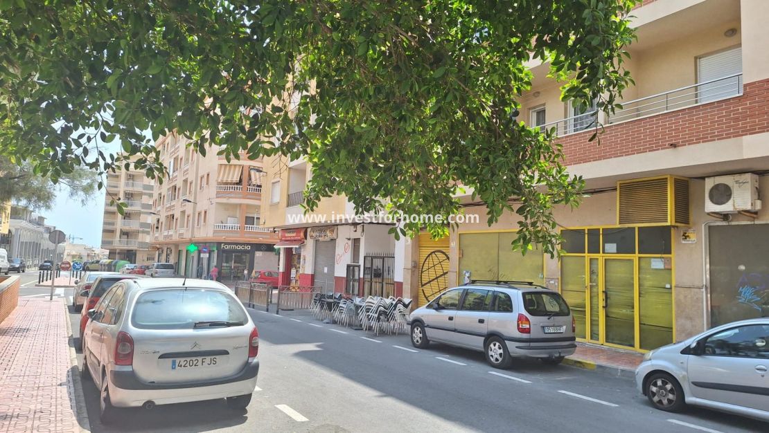 Reventa - Apartamento - Torrevieja - Playa del Cura